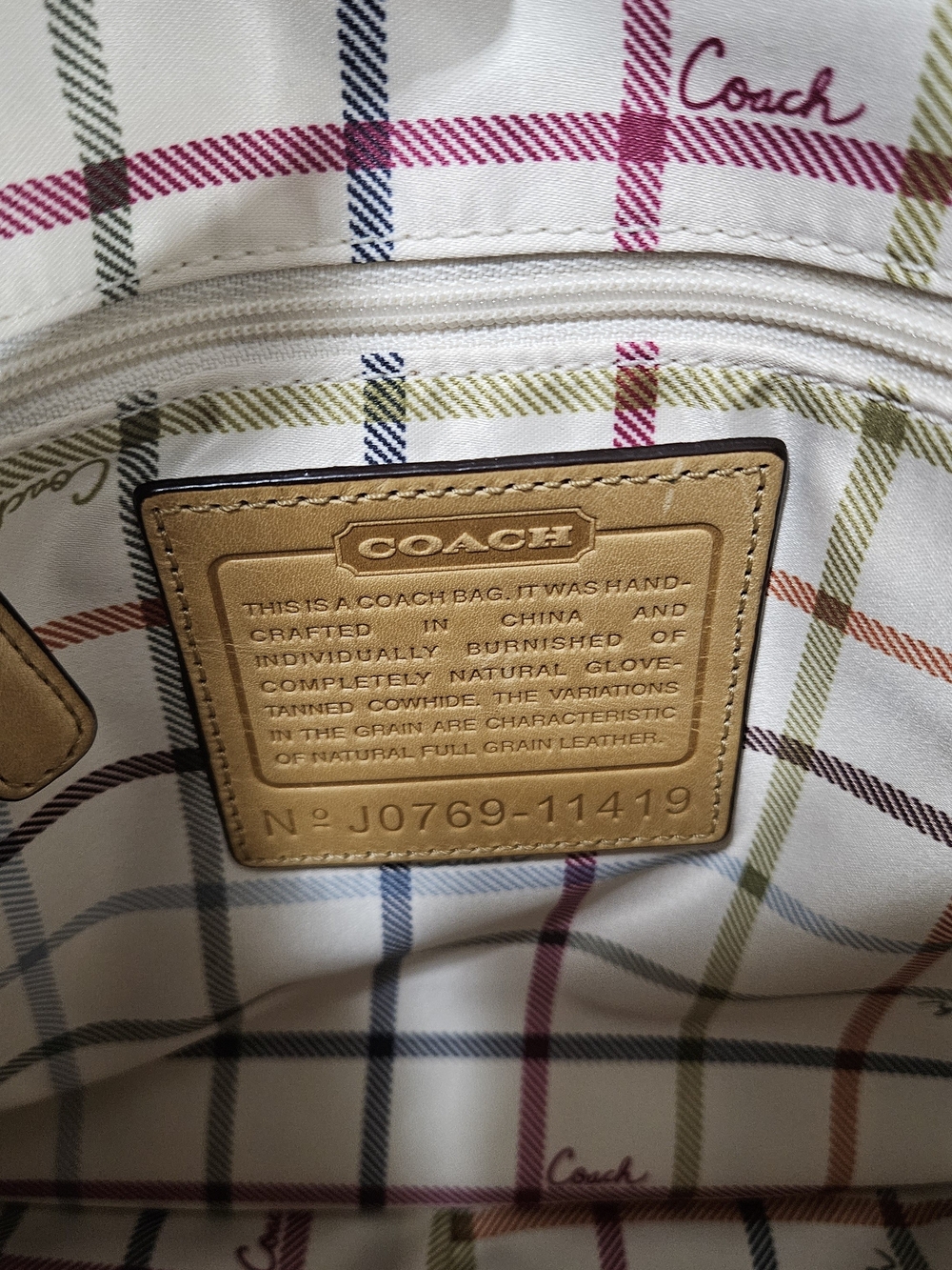 Coach BLEECKER TATTERSAL 2007 Set W/Matching Wristlet & Scarf - Picture 7 of 16